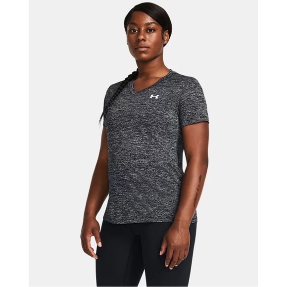 UNDER ARMOUR • Women's UA Tech™ Twist V-Neck Short Sleeve Top Shirt - Picture 5 of 8